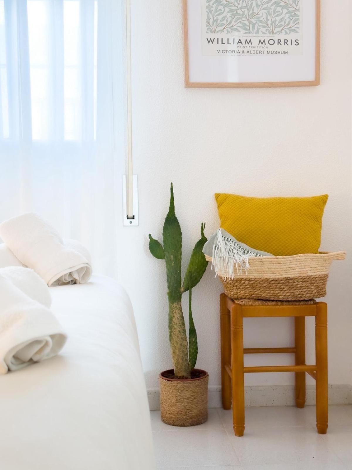 El Gato Gris Apartment โกนิล เด ลาฟรอนเตรา ภายนอก รูปภาพ